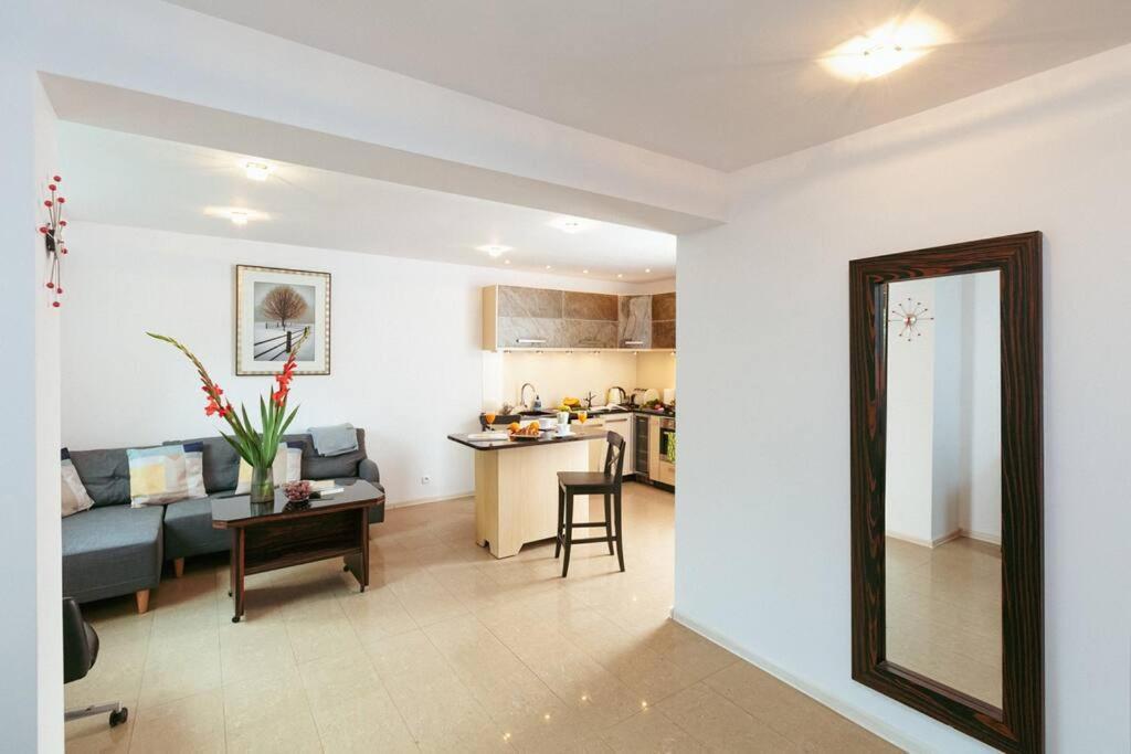 Apartment In The Heart Of Warsaw! מראה חיצוני תמונה