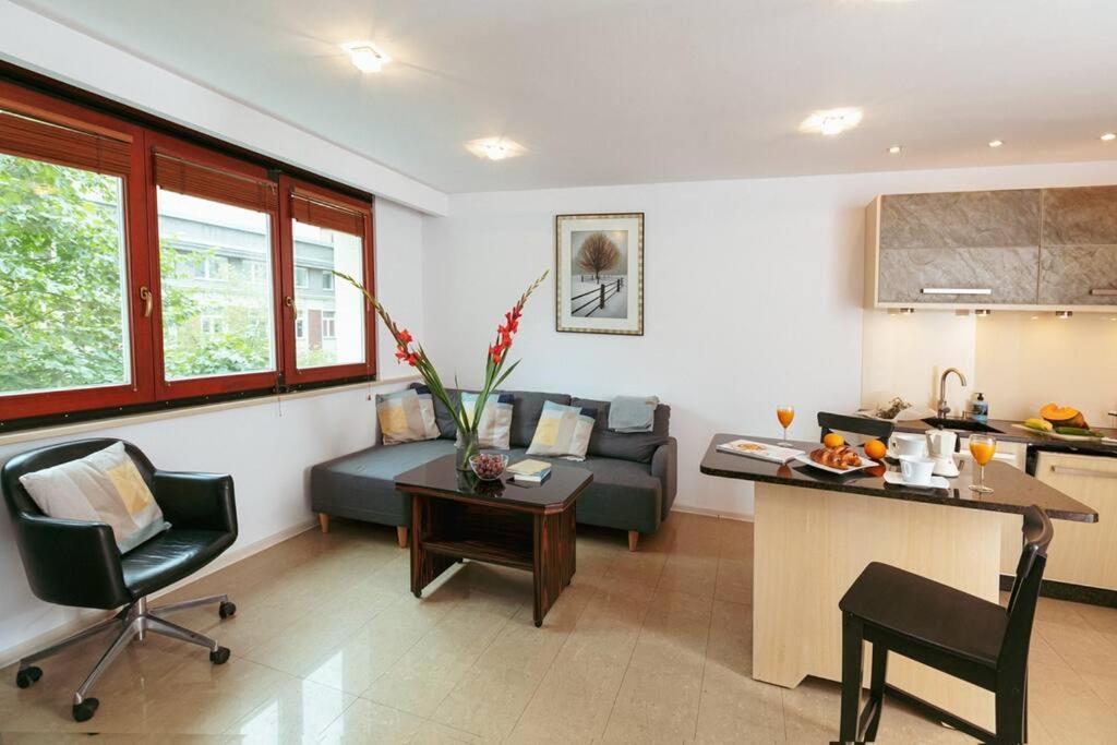 Apartment In The Heart Of Warsaw! מראה חיצוני תמונה