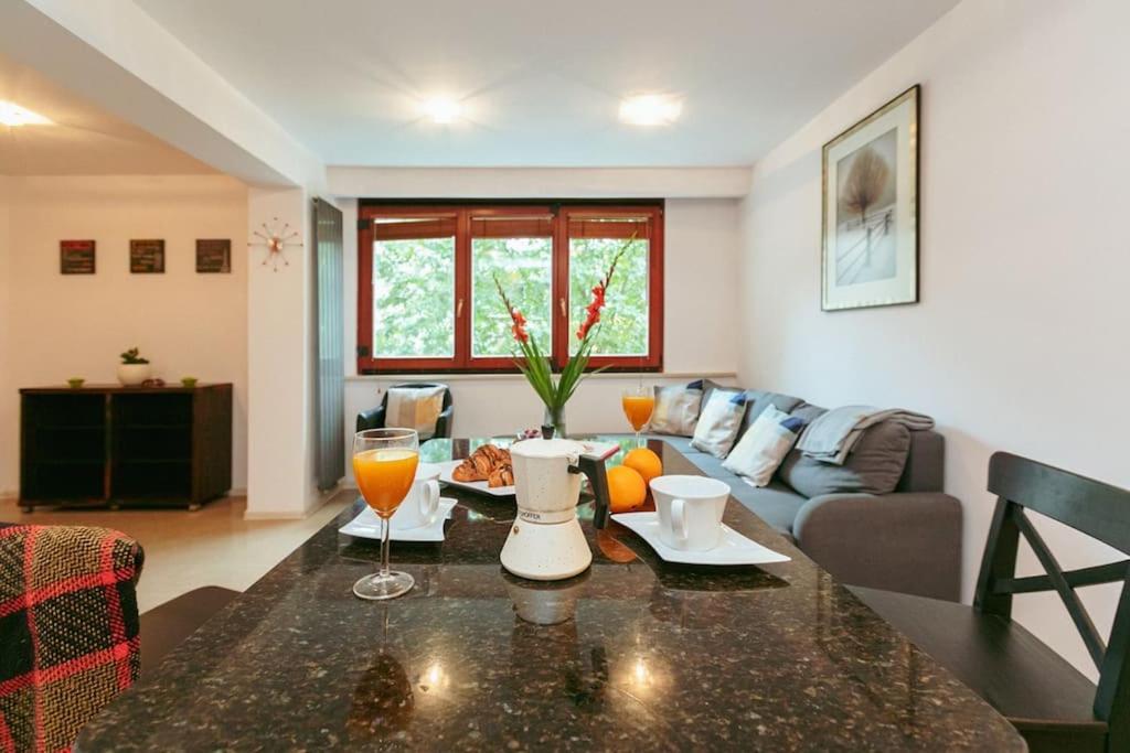 Apartment In The Heart Of Warsaw! מראה חיצוני תמונה
